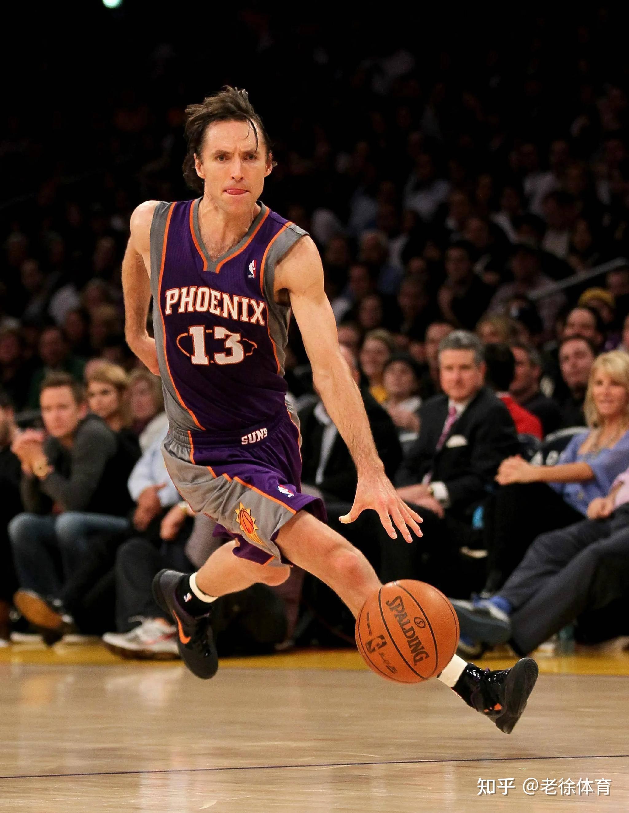 包含菲尼克斯太阳发布备战花絮，赛前扳平良机，NBA季后赛任务艰巨，更衣室氛围转暖的词条