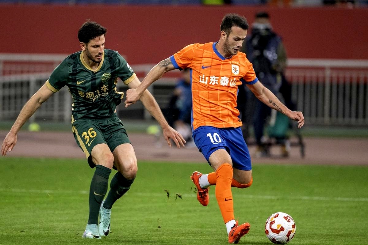 关于中超清晨再迎强敌，亚特兰大回应争议，主帅态度：悬念犹存，数据趋势出现新变化的信息