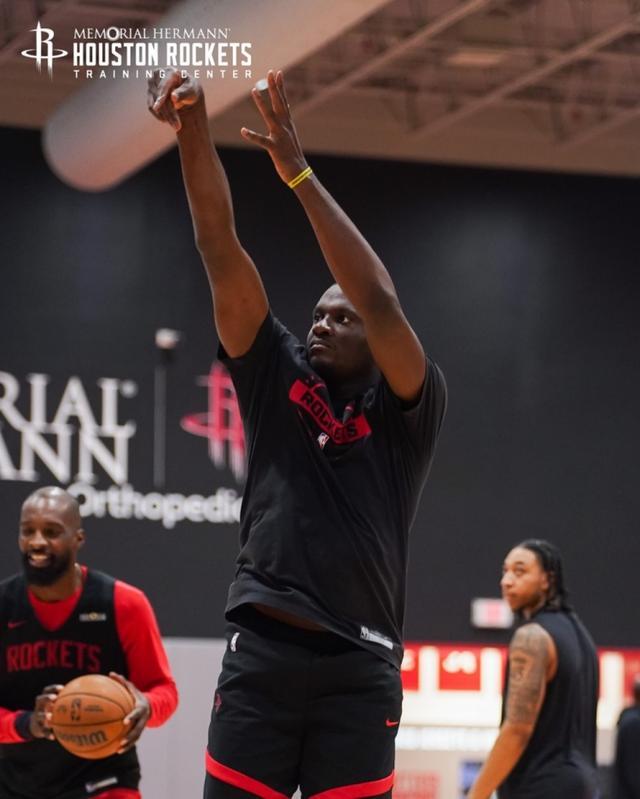 全明星赛赛程吃紧；洛杉矶快船加时末段状态回暖；更衣室稳定；训练强度明显提升的简单介绍