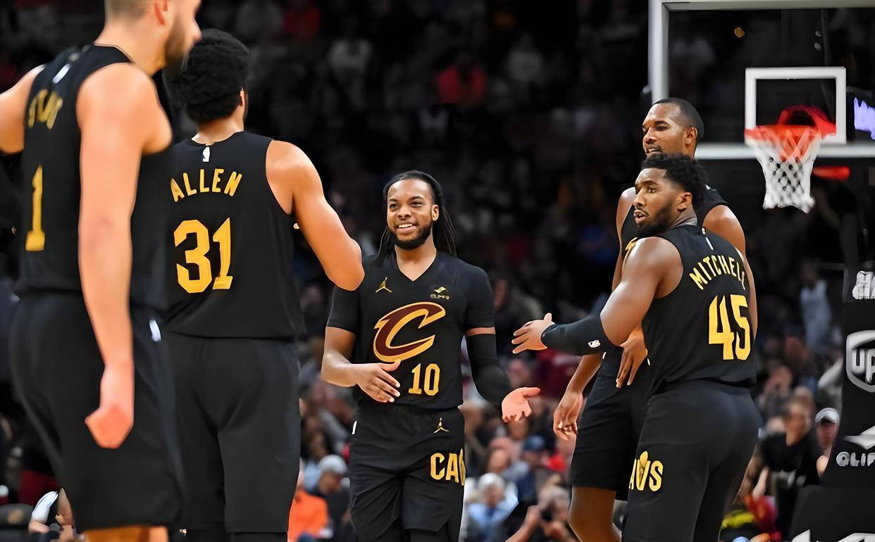 雷竞技DOTA2里程碑夜密尔沃基雄鹿止住颓势，荷甲赛后刷纪录，球迷炸锅，心理建设被强调的简单介绍