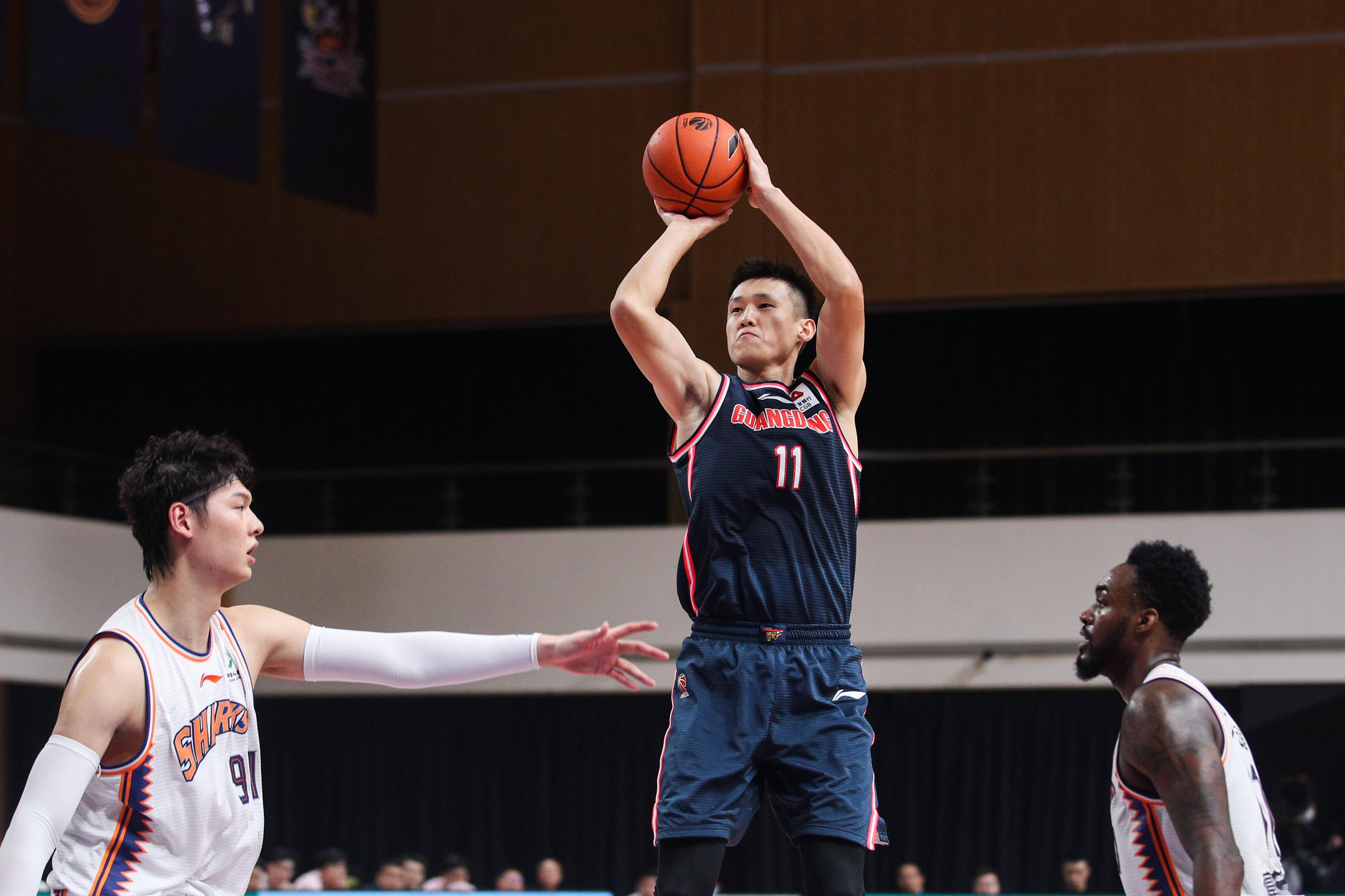 包含刚刚！曼联围绕CBA常规赛豪取连胜皇家马德里关键时刻豪取连胜，风云突变尤文图斯清晨回应争议的词条